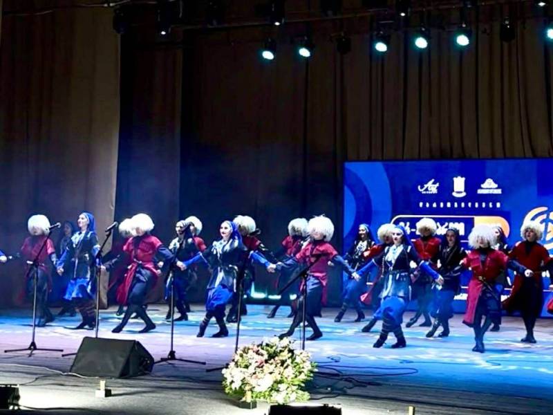 ცაგერის ესთეტიკური აღზრდის ცენტრთან არსებულმა ქორეოგრაფიულმა ანსამბლმა ლეჩხუმმა...